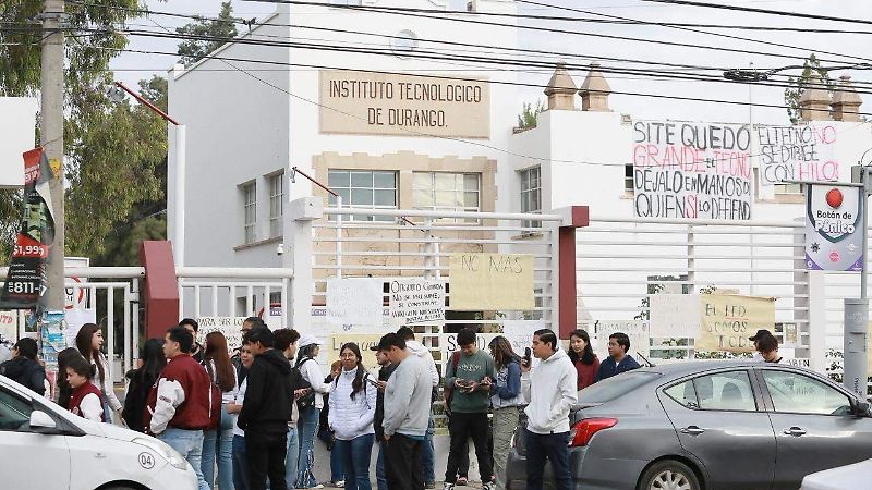 Se manifiestan alumnos del Instituto Tecnológico de Durango (ITD)